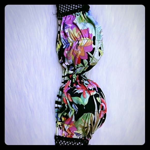 Bikini top - Picture 1 of 1